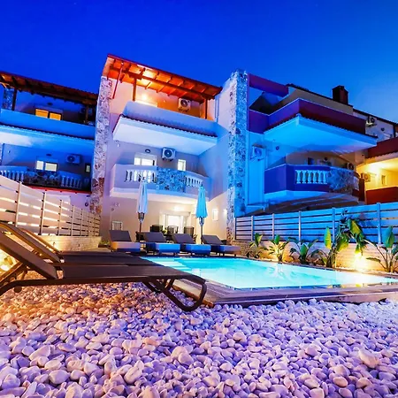 Olia With Private Pool * Pefkochori