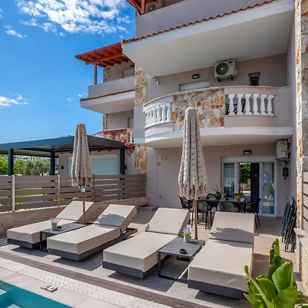 Olia With Private Pool * Pefkochori