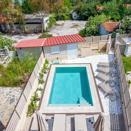 Olia With Private Pool Villa