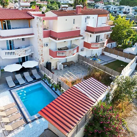 Olia With Private Pool 빌라