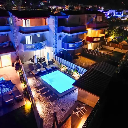 Olia With Private Pool 빌라 *