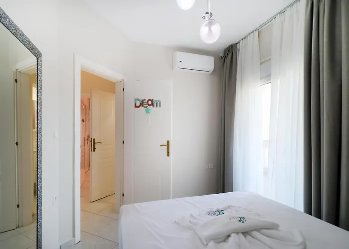 Olia With Private Pool Villa